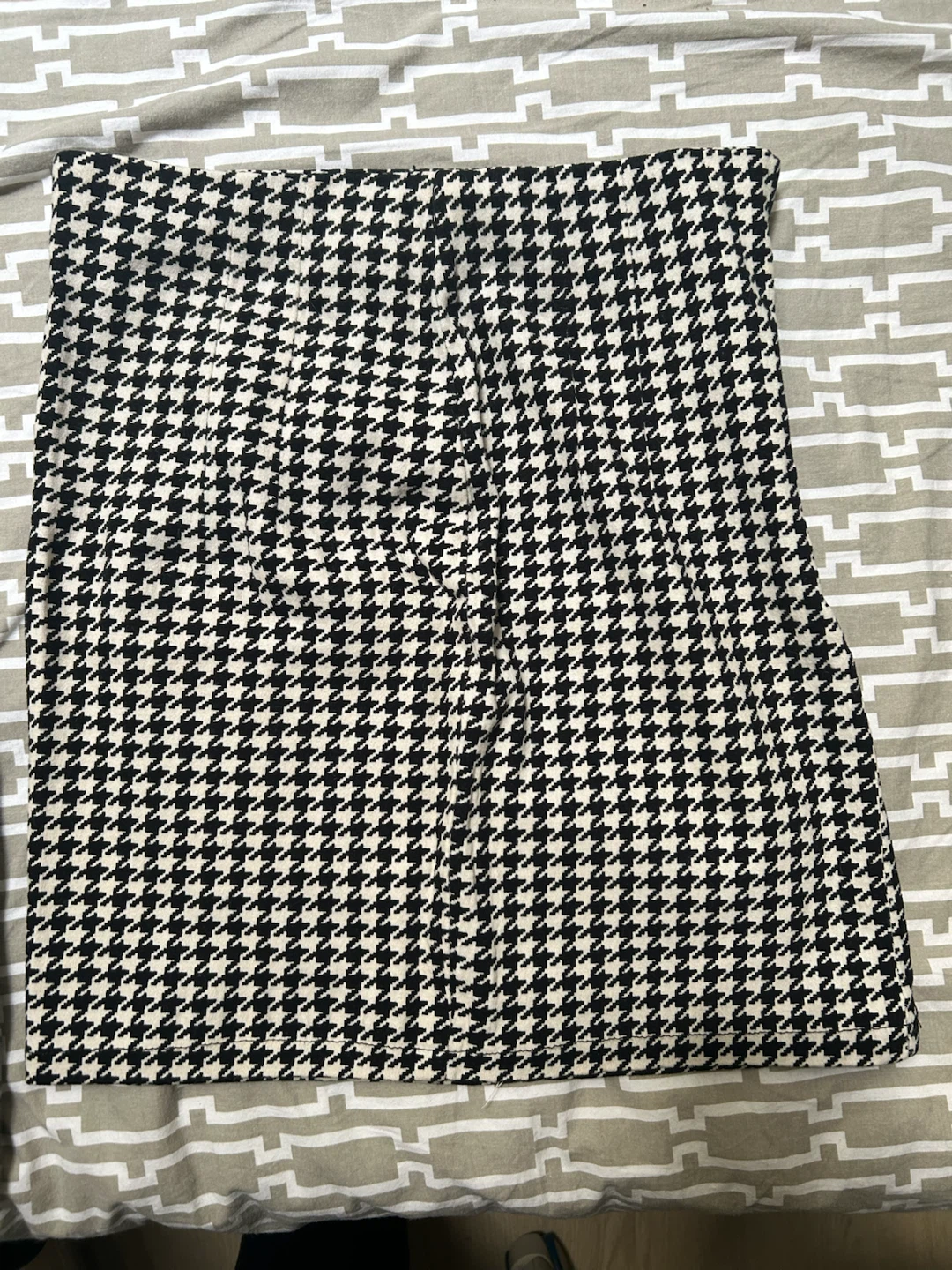 Houndstooth & Plaid Skirts - photo 2