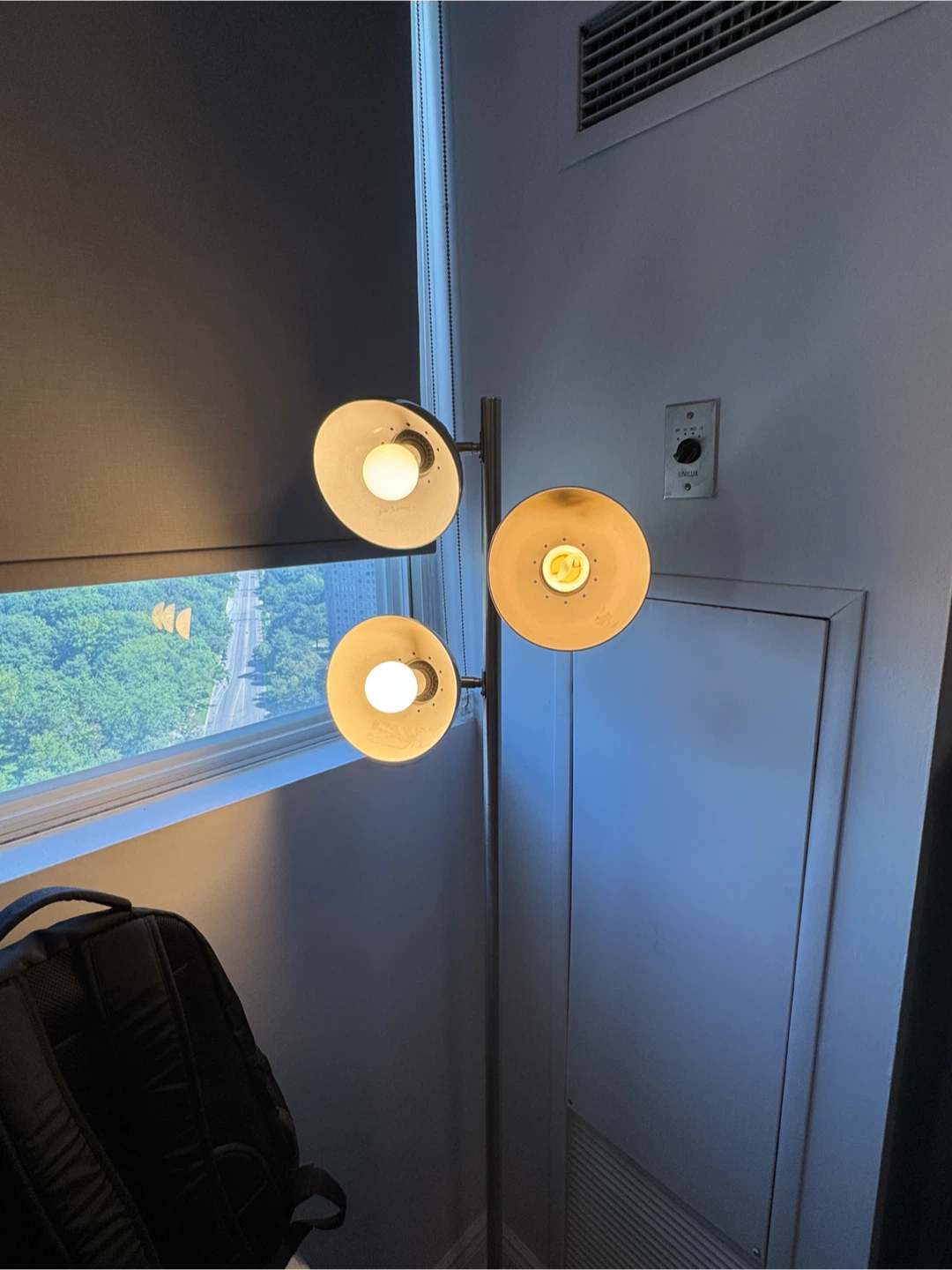Modern 3-Head Floor Lamp - photo 4