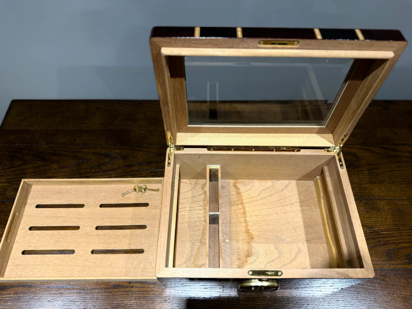 Wooden Humidor Box with Hygrometer & Lock - photo 3