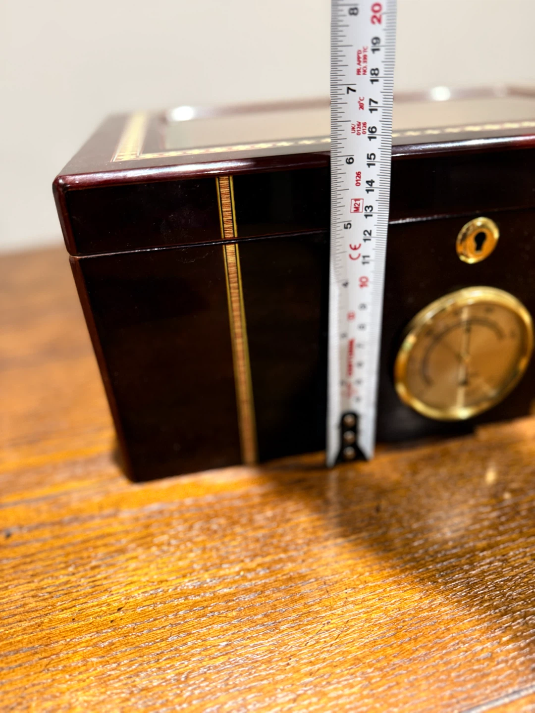 Wooden Humidor Box with Hygrometer & Lock - photo 4