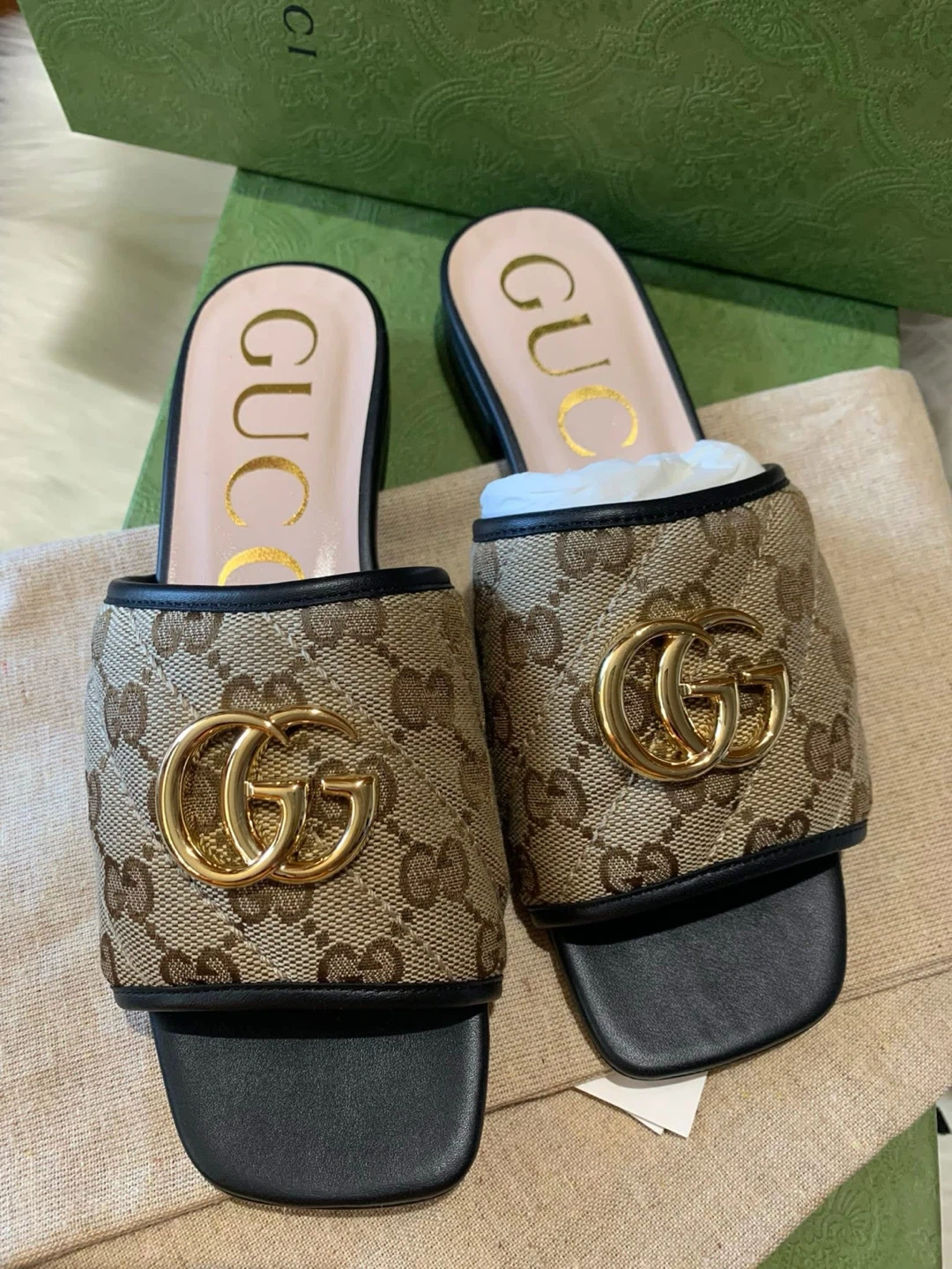 Brand New Gucci Sandals - photo 2