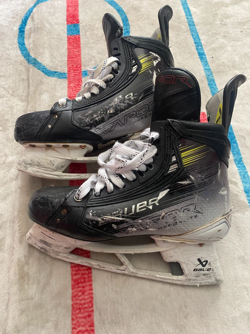 Bauer Vapor Hyperlite 2 Hockey Skates
