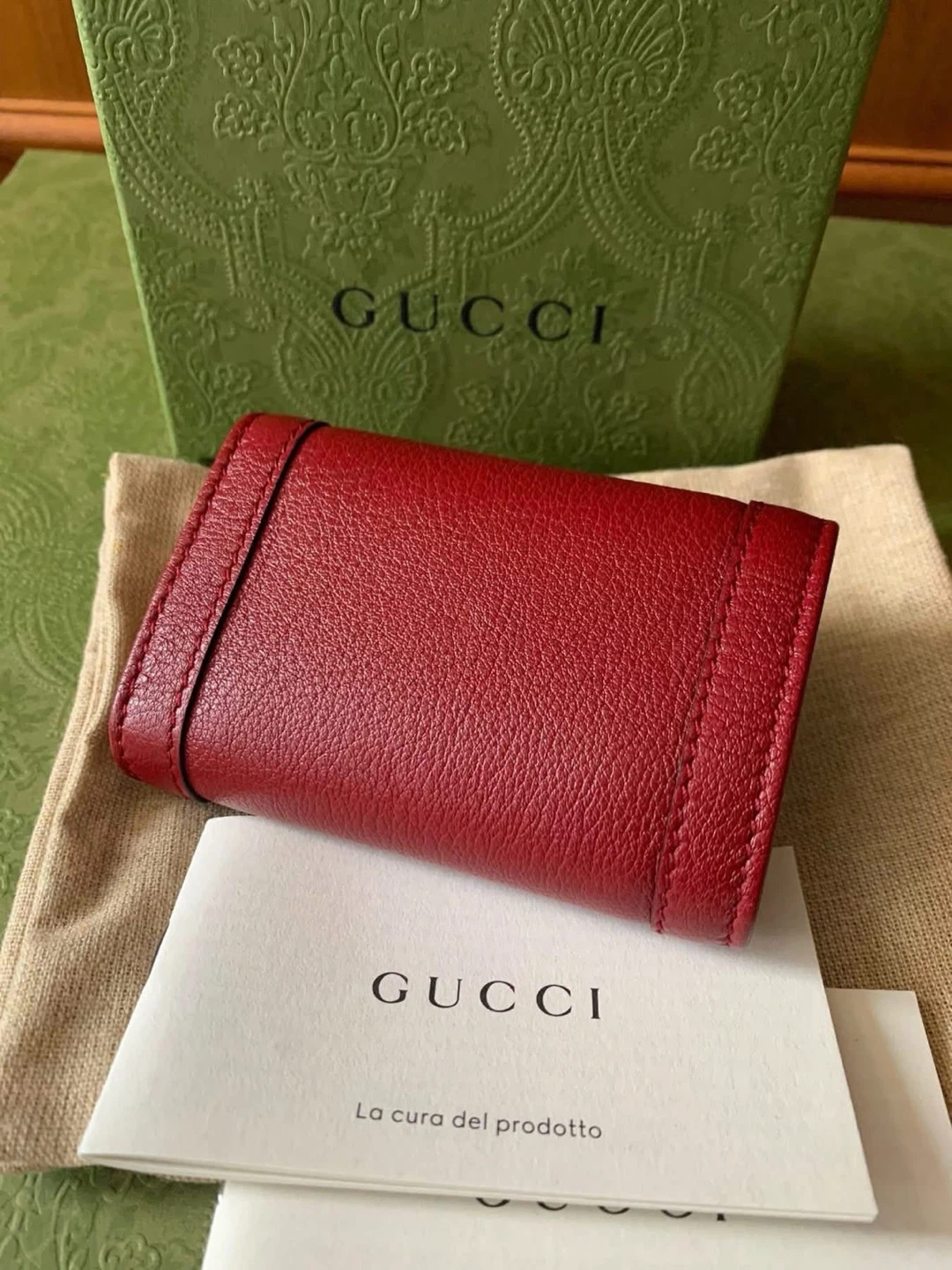 Gucci Red Leather Key Holder - photo 2
