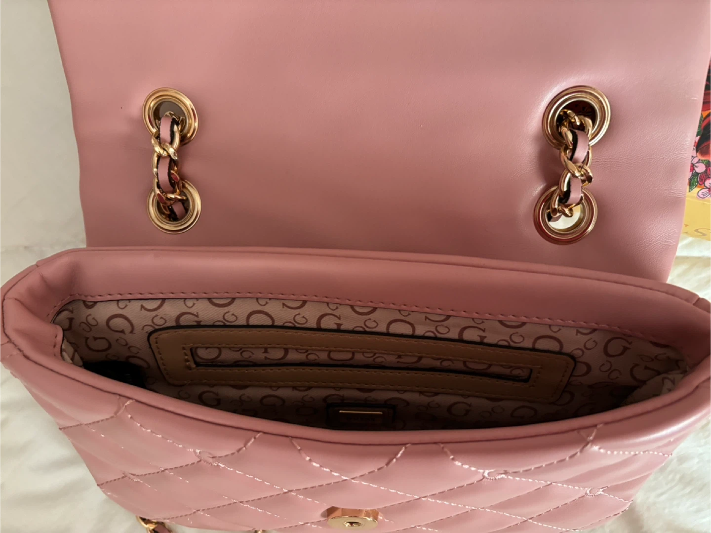 Guess Pink Quilted Chain Shoulder Bag - photo 2