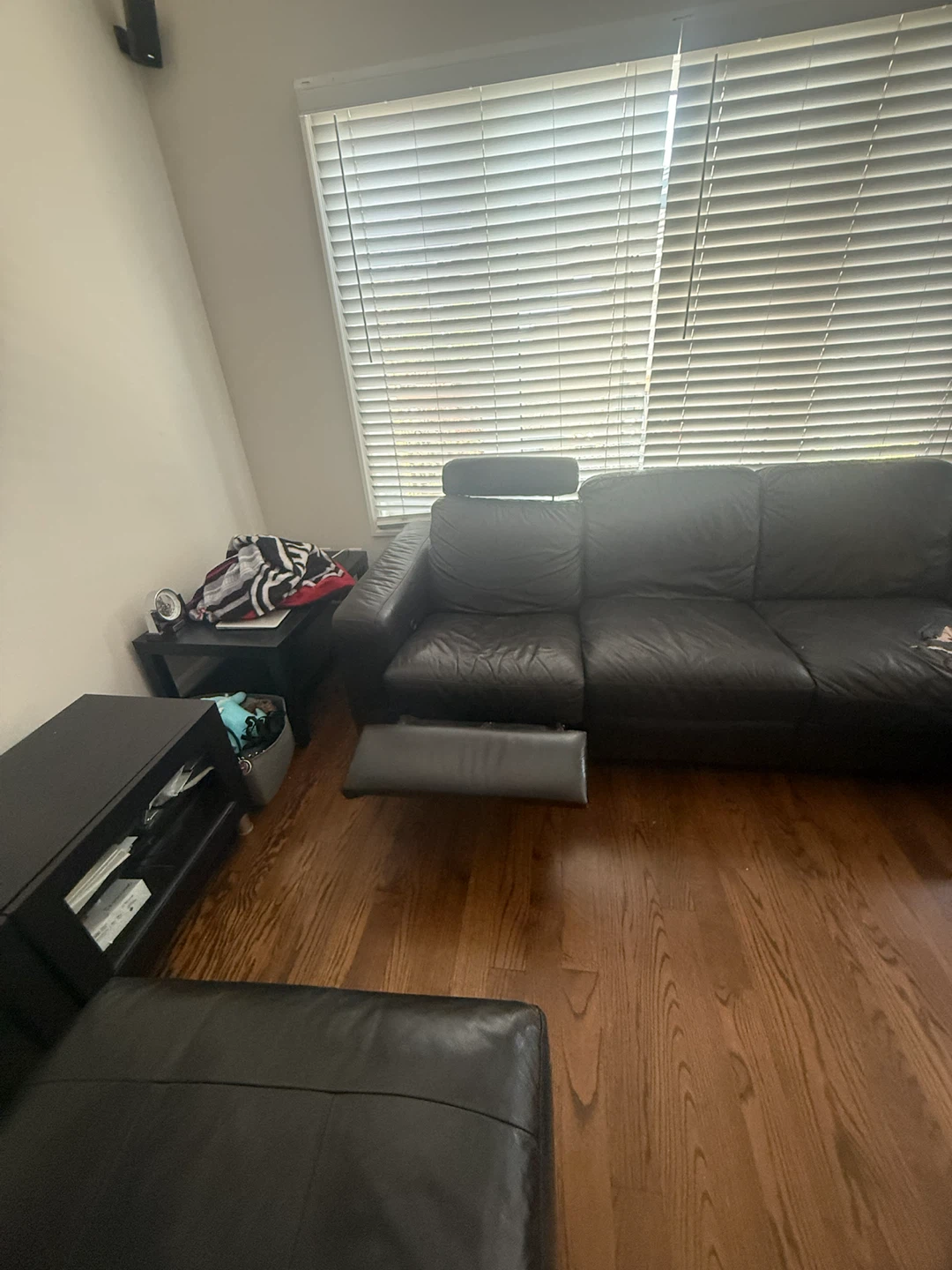 Large Black Leather Sectional Sofa with Recliners - photo 3