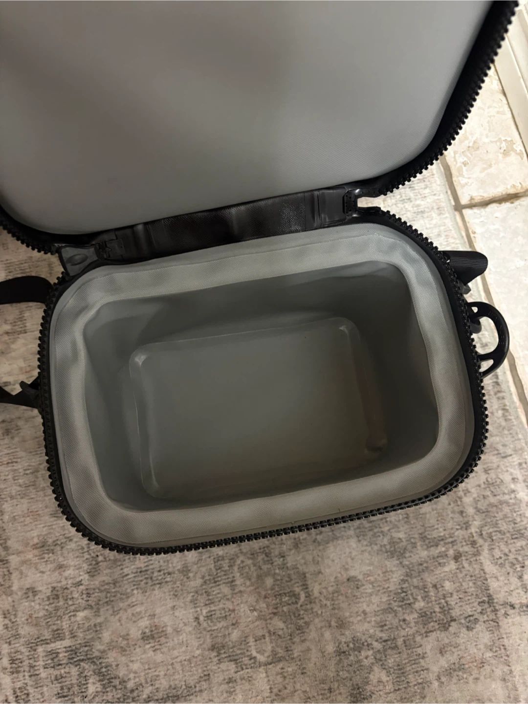 Yeti Cooler Bag - photo 2