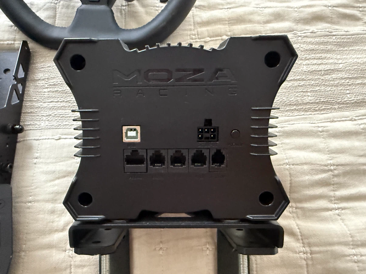 Moza R5 Bundle with clutch and shifter - photo 4