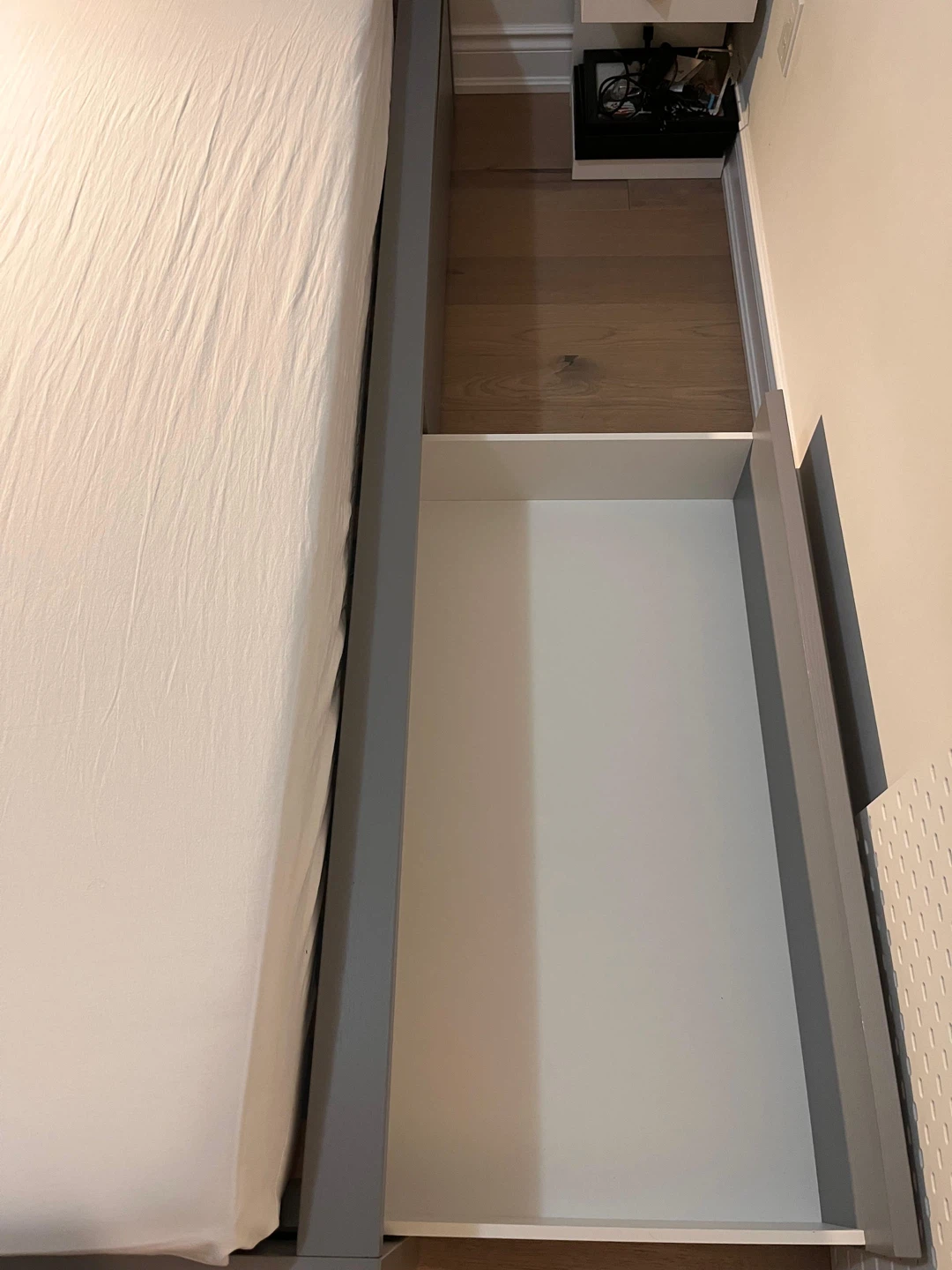 Grey Queen Bed Frame with Storage Drawers - photo 3