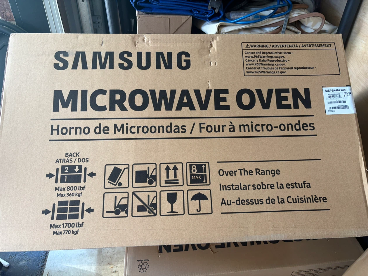 Samsung 1.6 cu. ft. Stainless Steel Over-the-Range Microwave - photo 2