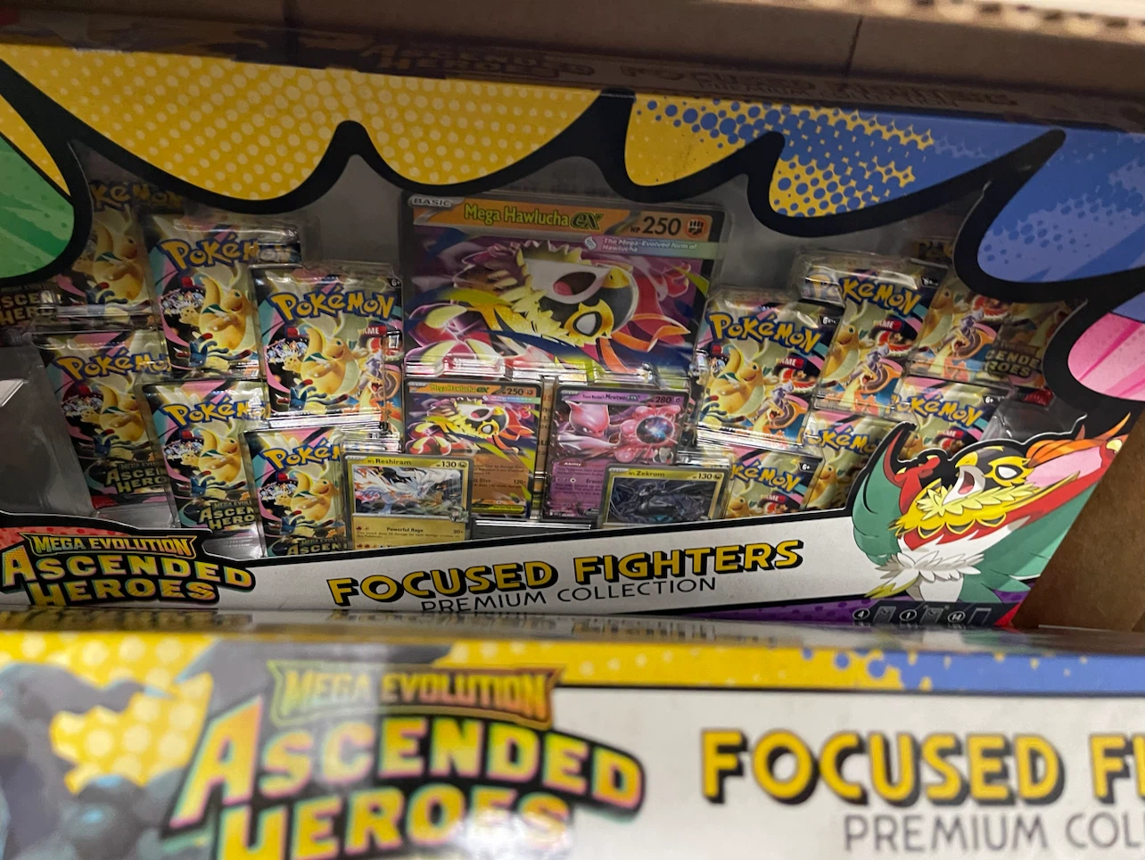 Pokemon TCG Focused Fighters Premium Collection Box - photo 2