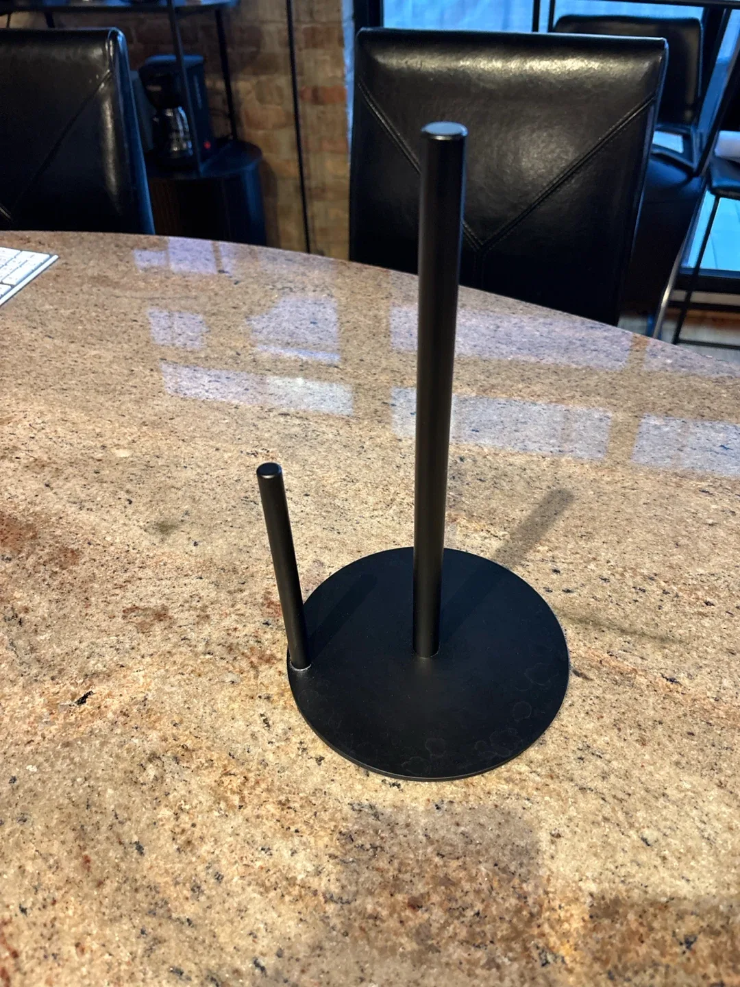 Black Metal Paper Towel Holder - photo 2