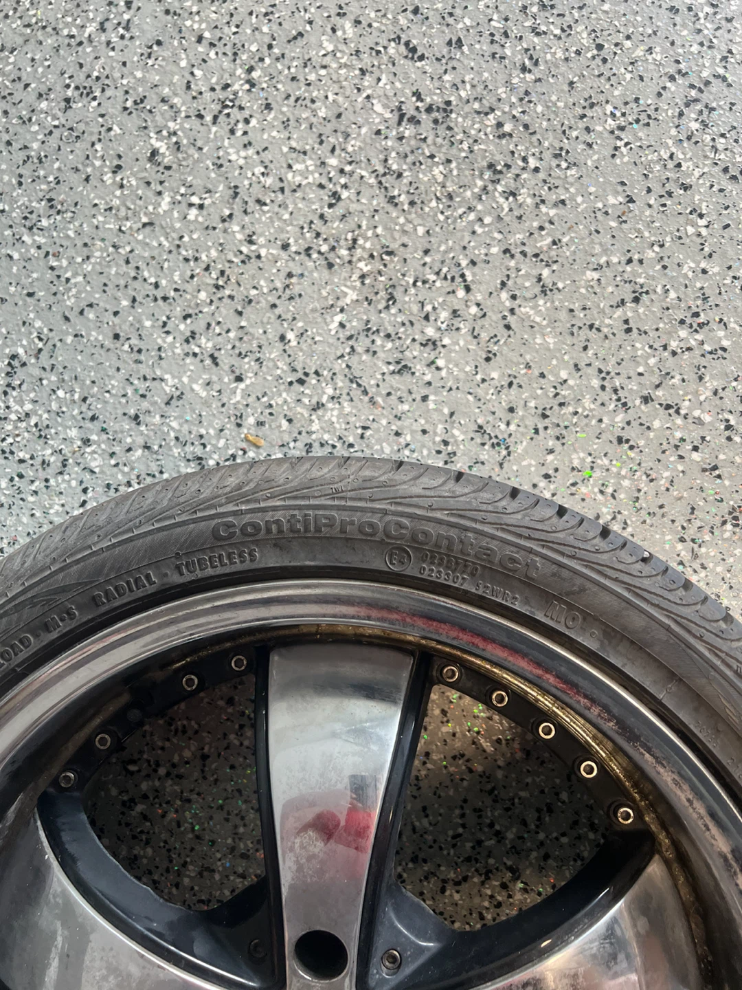 Set of 4 Chrome Rims with Tires - photo 3