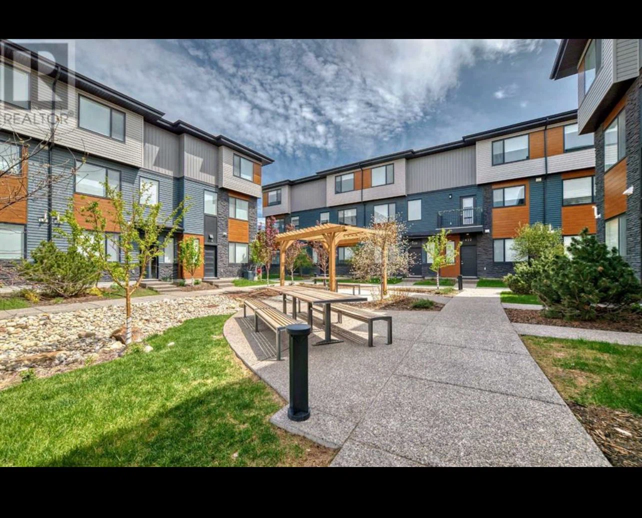 4bed 2.5 bath Townhouse