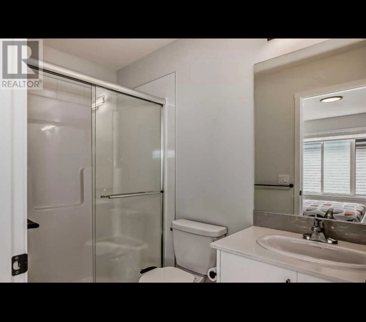 4bed 2.5 bath Townhouse - photo 4