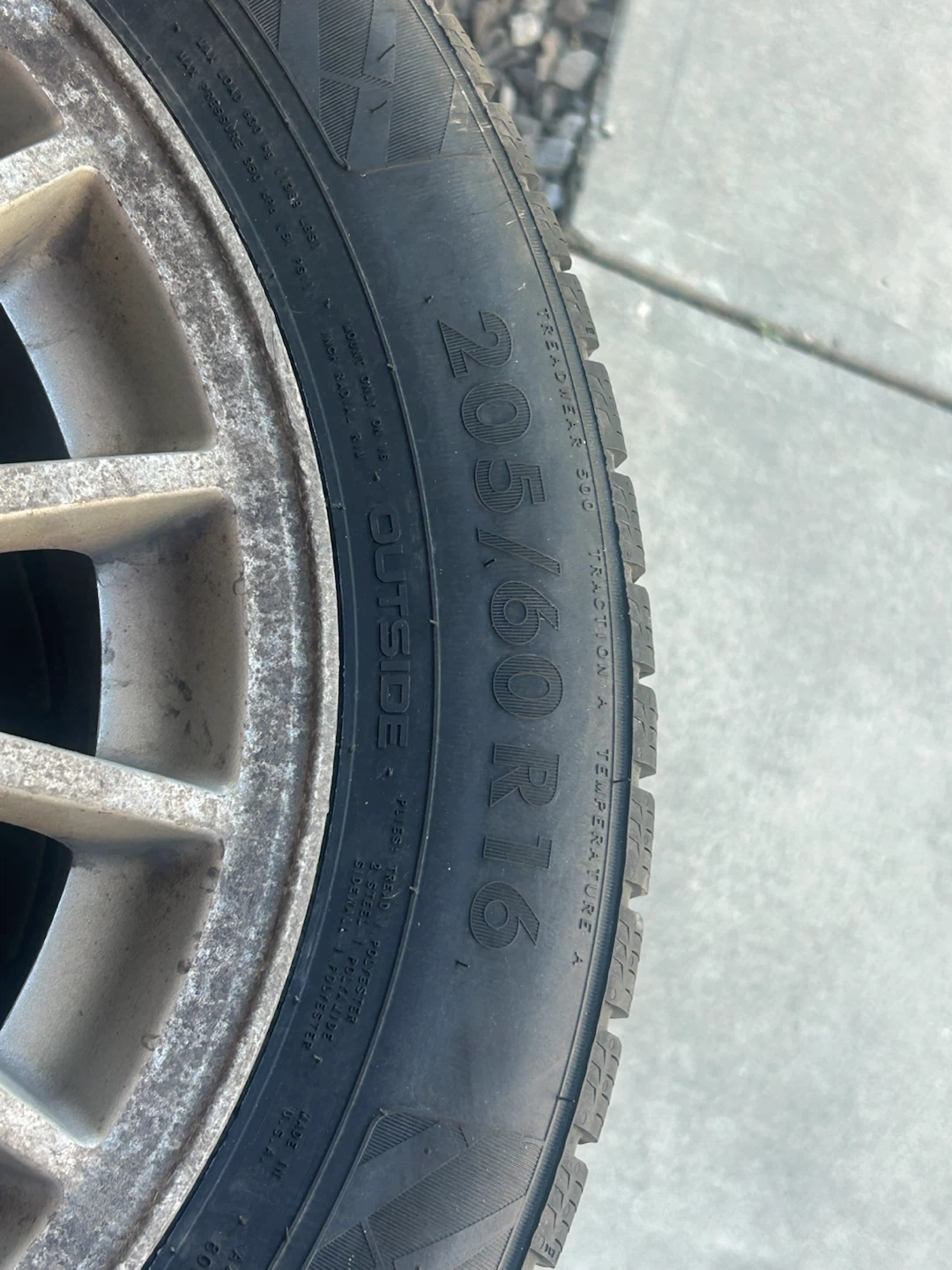 Set of 4 Winter Tires 205/60R16 - photo 2