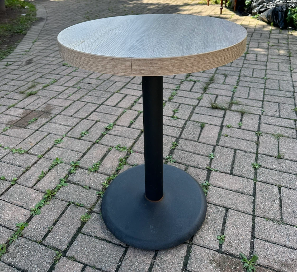 Round Cafe Table - photo 2