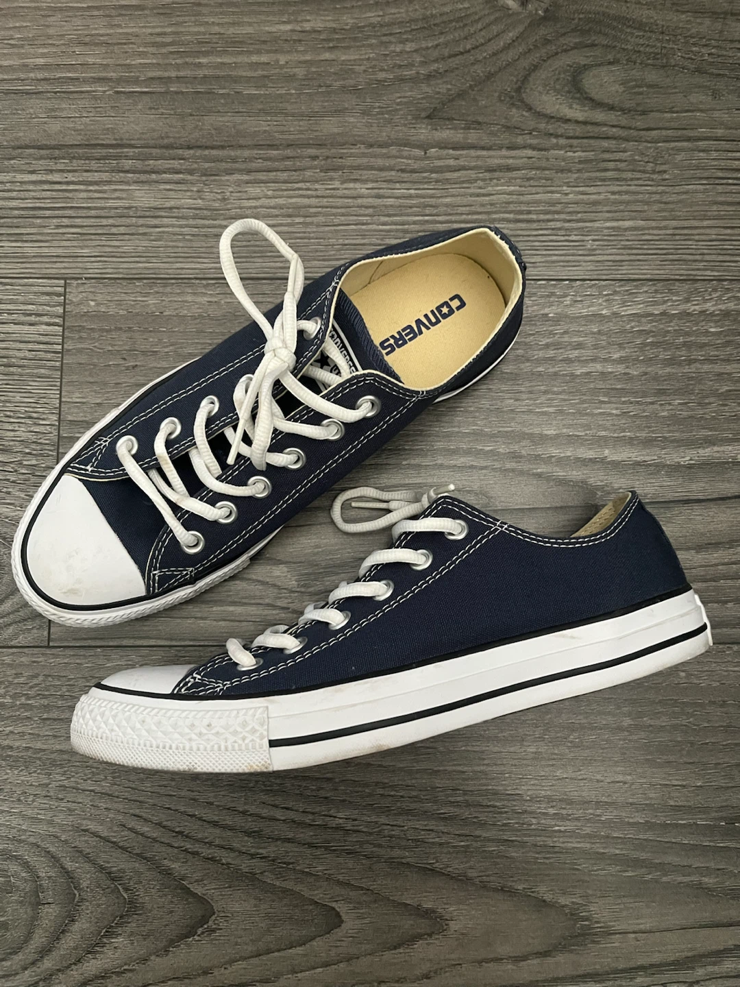 Converse Chuck Taylor Lows - photo 2