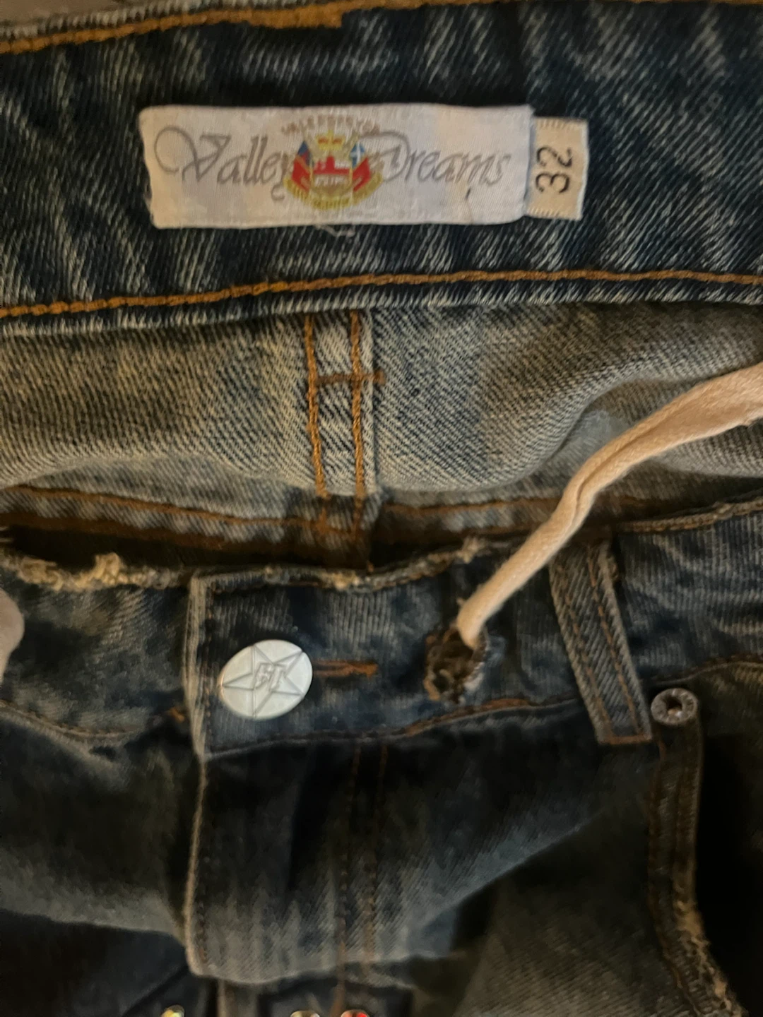 Valley Dreams Denim Shorts Size 32 - photo 4