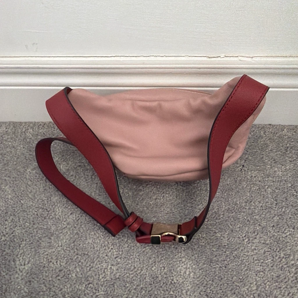 Guess Fanny Pack - Pink - photo 2