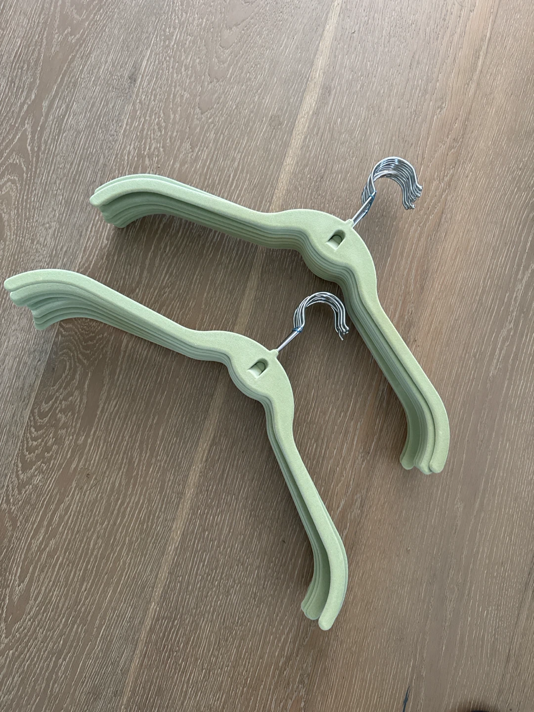Light Green Velvet Hangers (Set of 20)