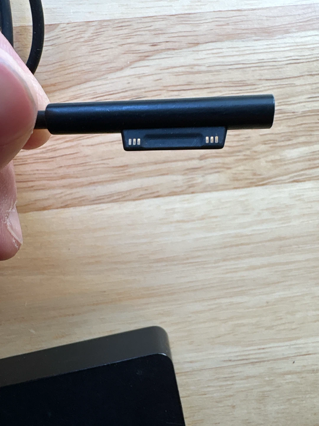 Surface pro 3 magnetic charger - photo 4