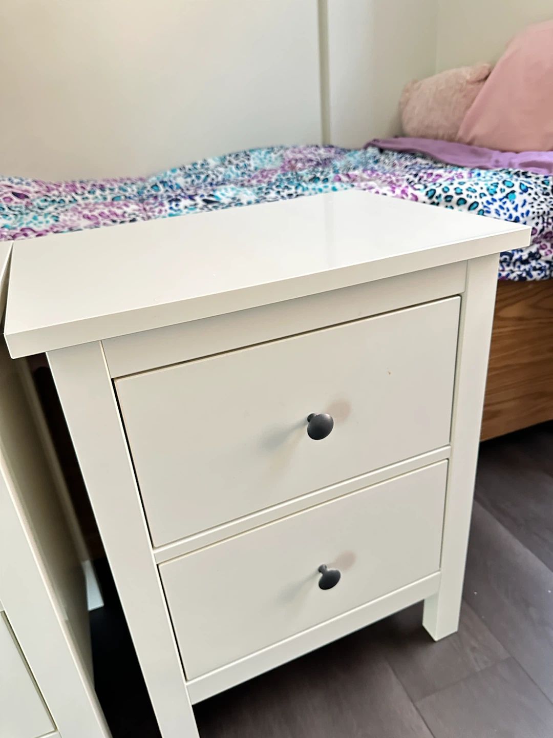 Ikea hemnes nightstands - photo 2