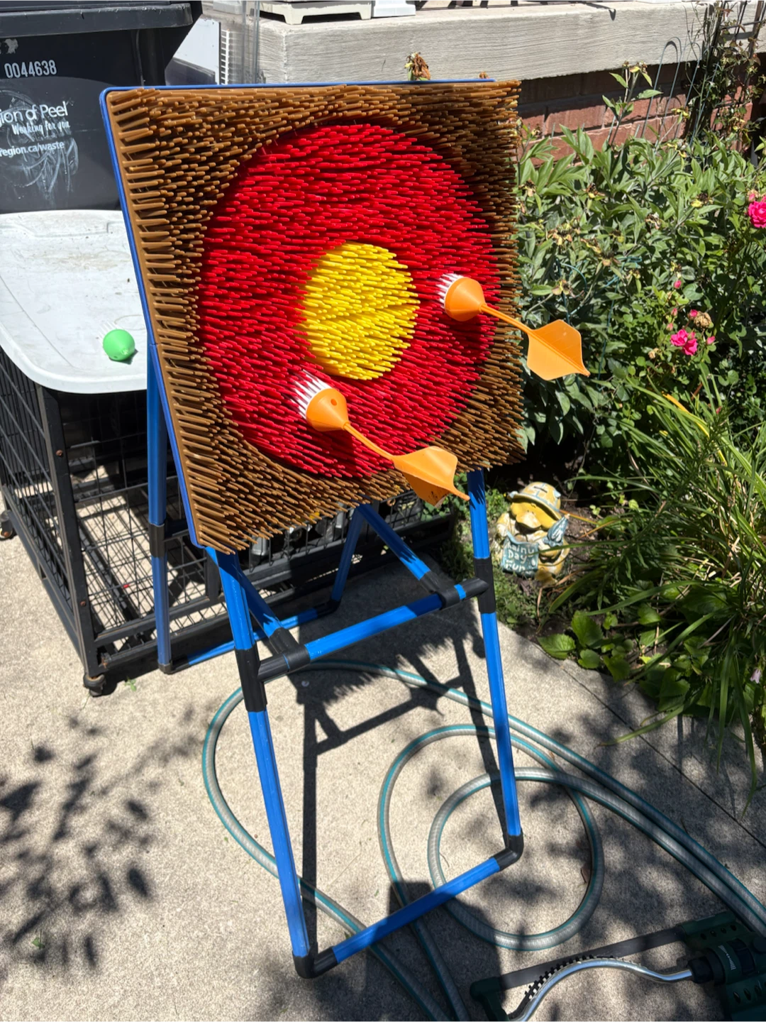 Bristle Dart Board with Stand and Darts