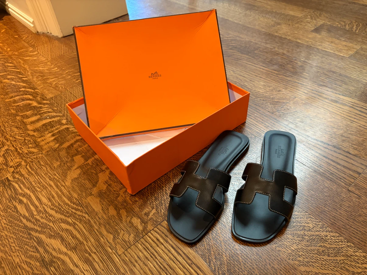 Hermès Oran Sandals Black Leather