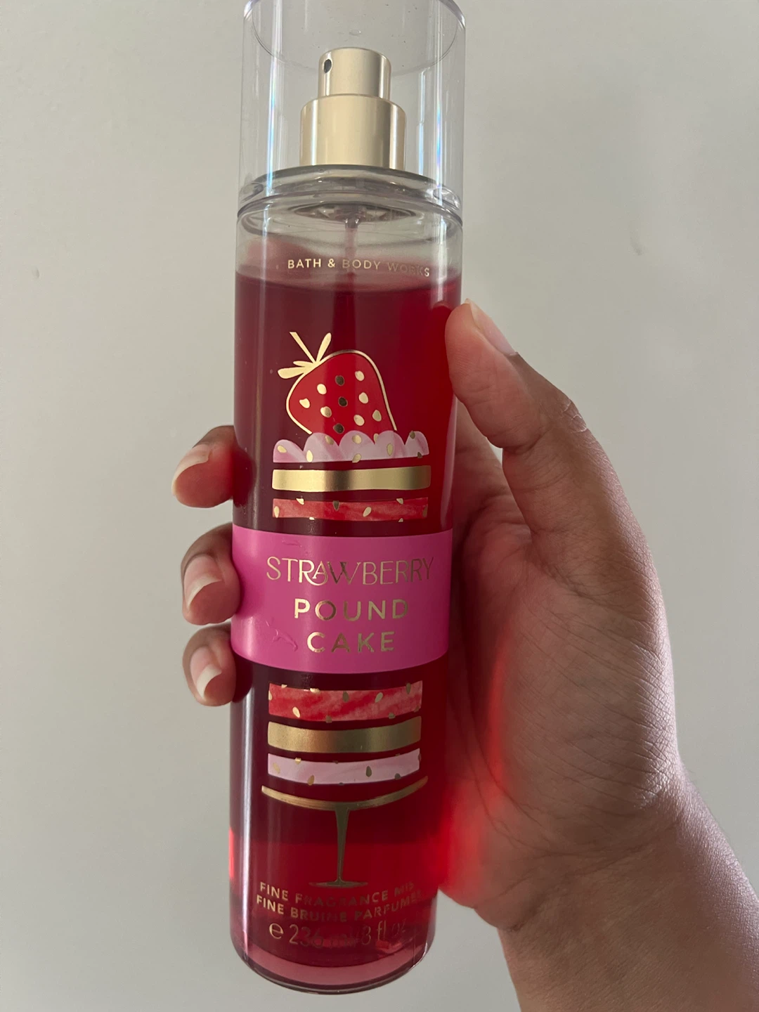 Bath & Body Works Strawberry Pound Cake Fine Fragrance Mist - photo 2