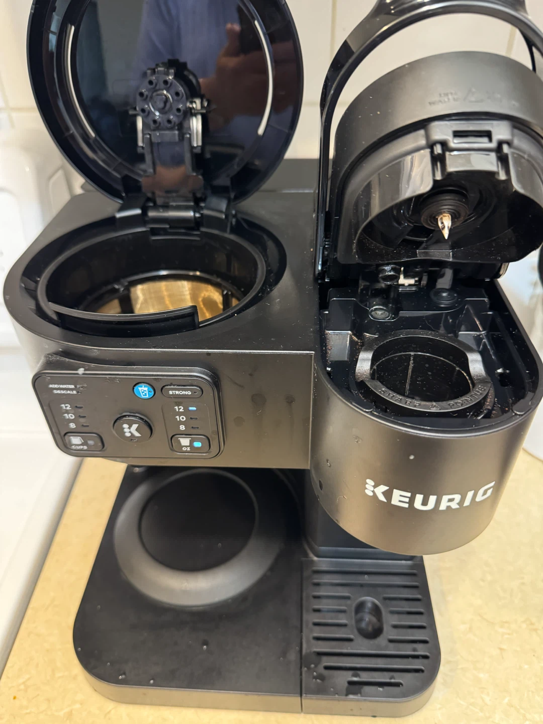 Keurig Coffee Maker with Carafe and Reusable Filter - photo 2