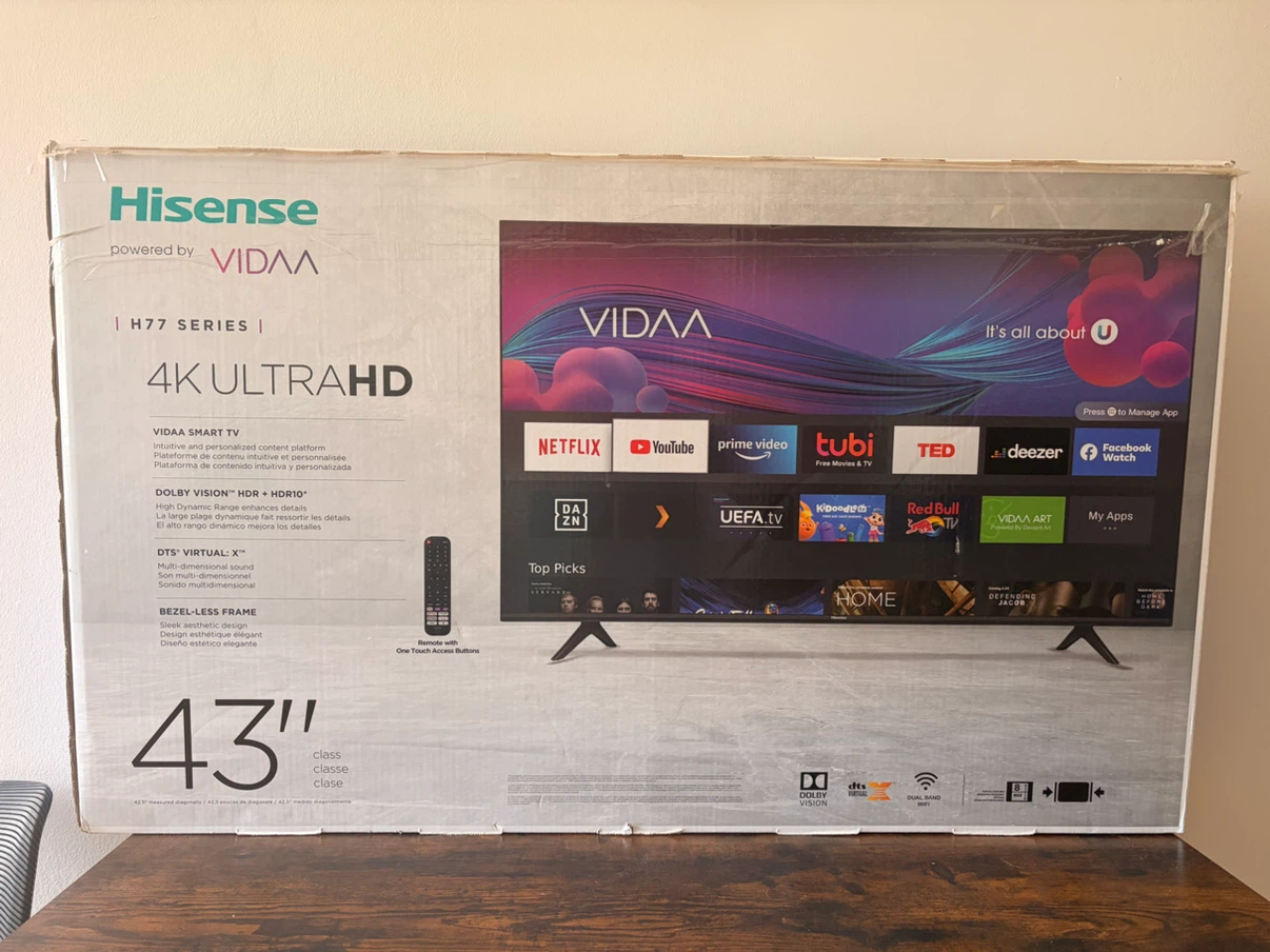 43" Hisense 4K Smart TV + Rustic TV Stand - photo 2