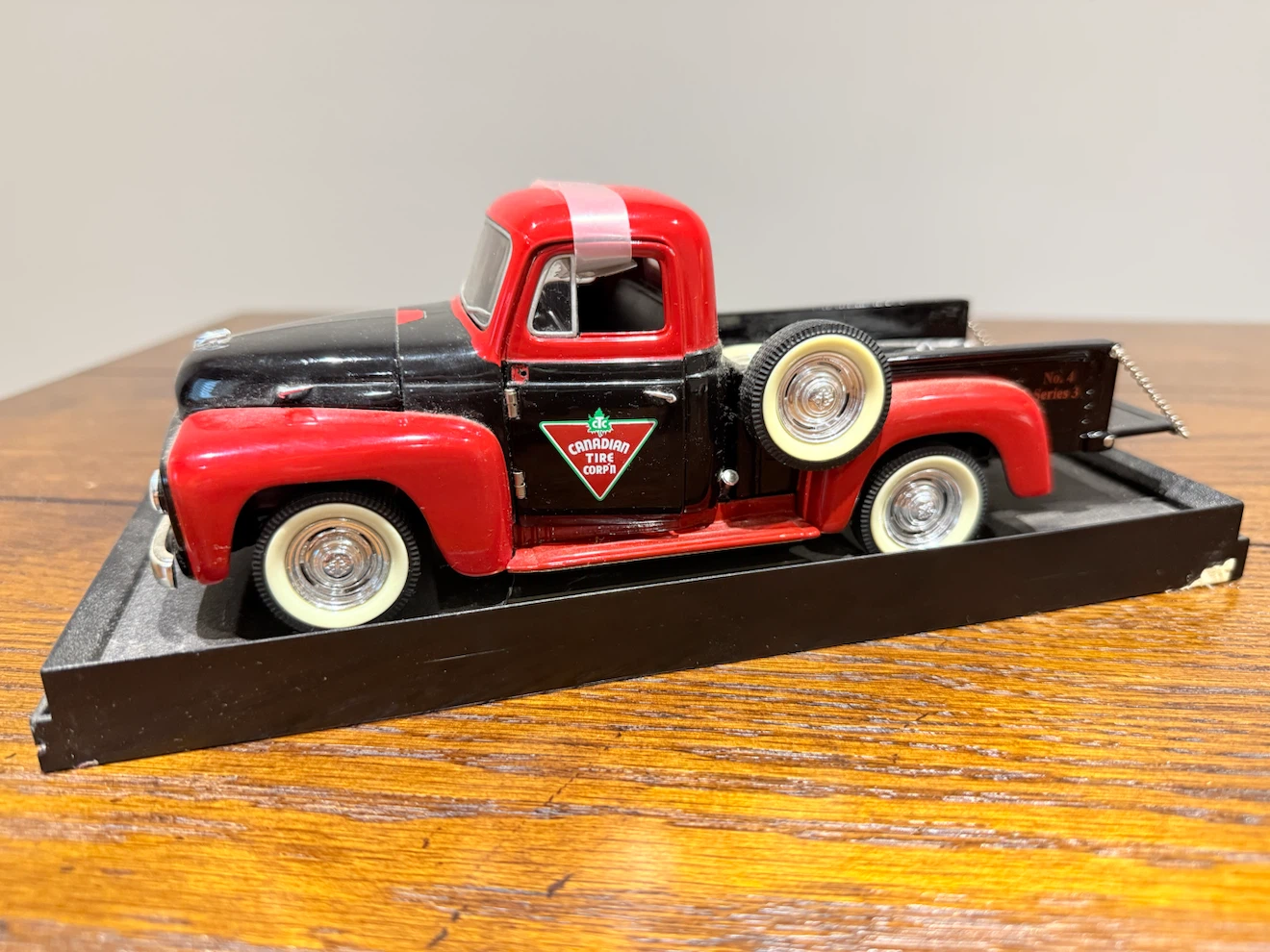 Vintage Canadian Tire Diecast Collector Trucks - photo 5