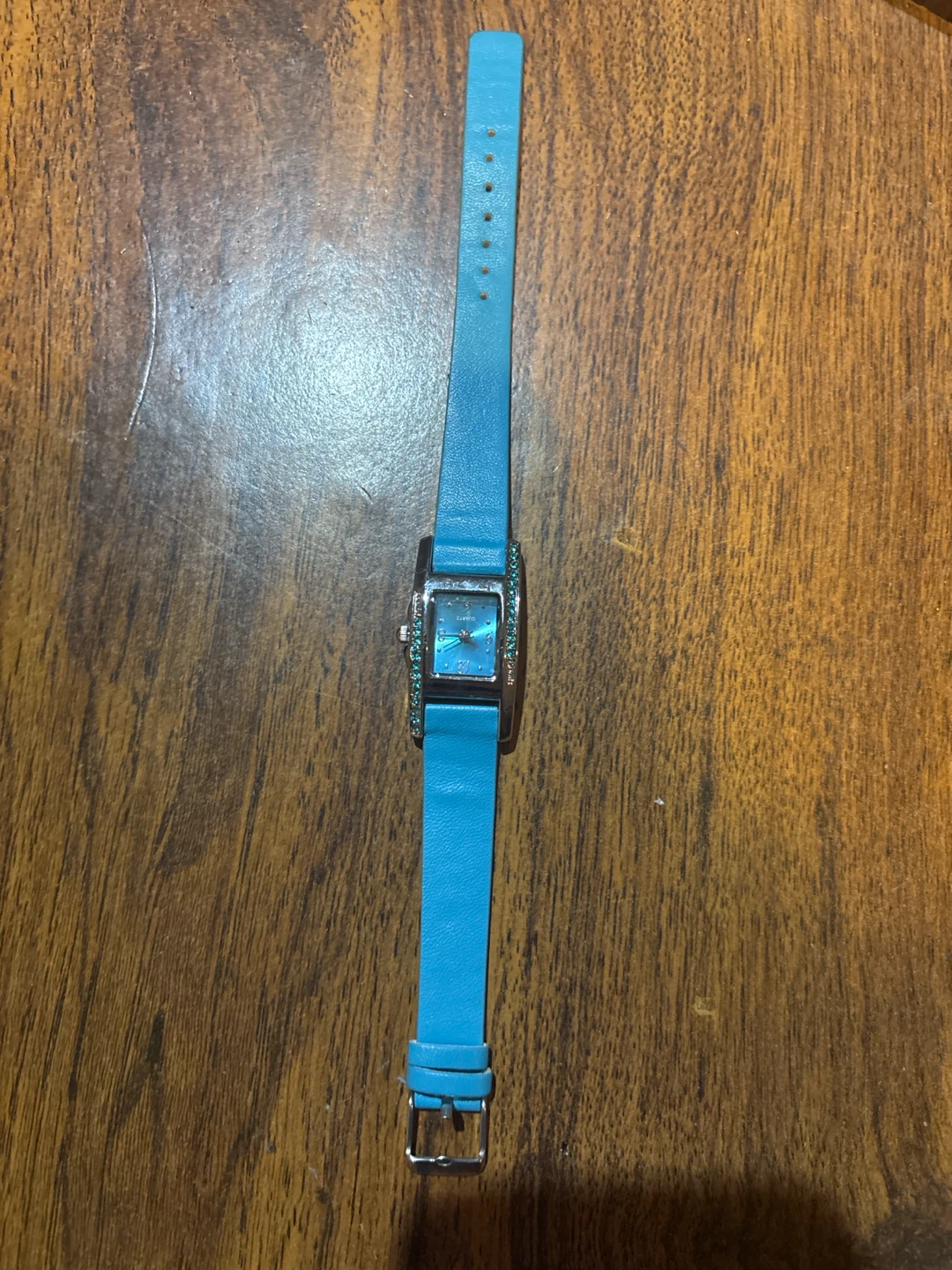 Assorted Women's Watches - photo 2