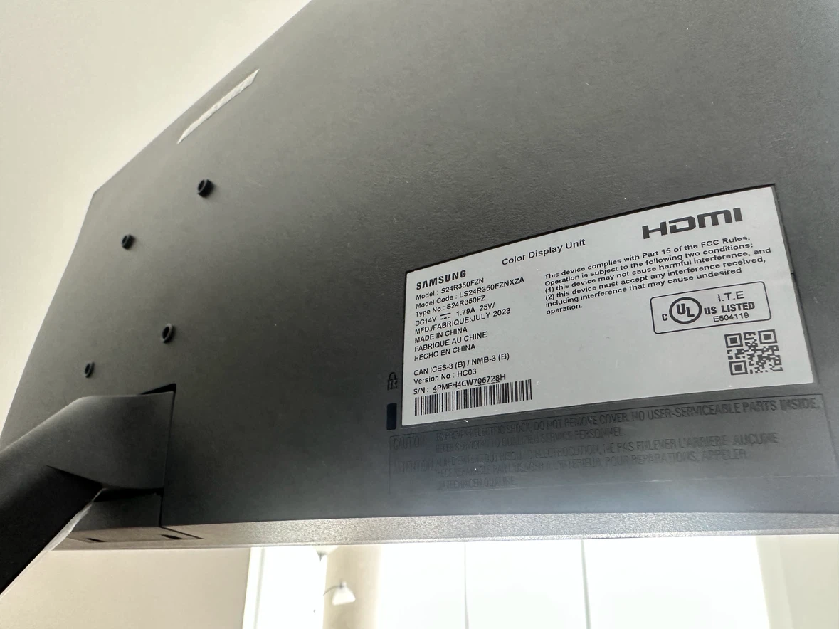 Samsung 24" Monitor - photo 3