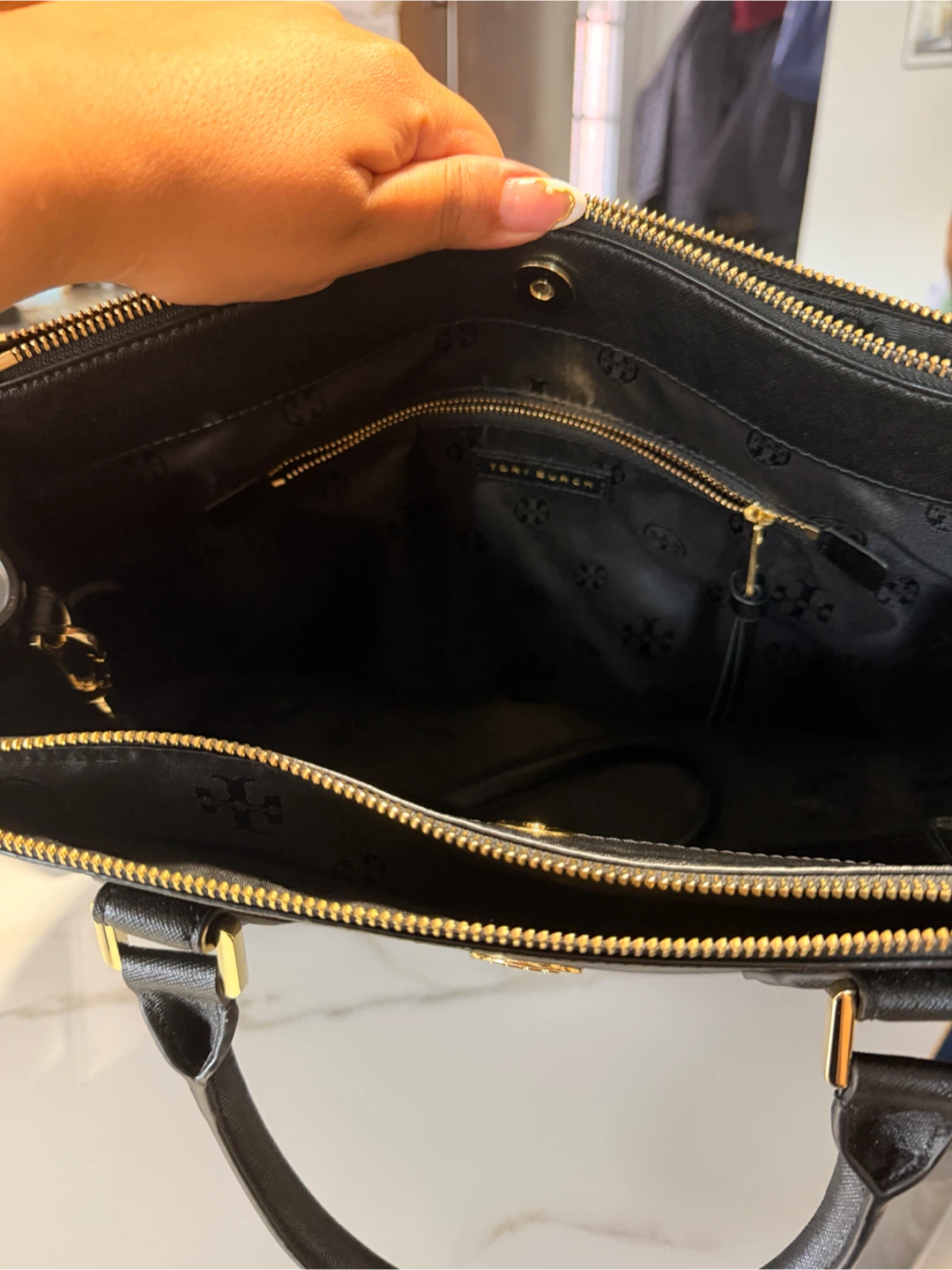 Tory Burch Black Leather Tote Bag - photo 2