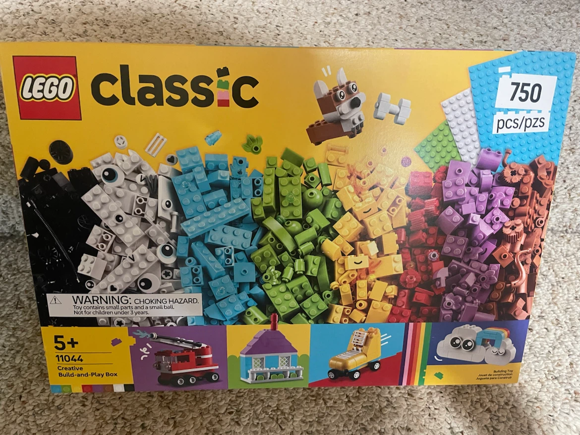 NEW! LEGO Classic 11044 Creative Build-and-Play Box