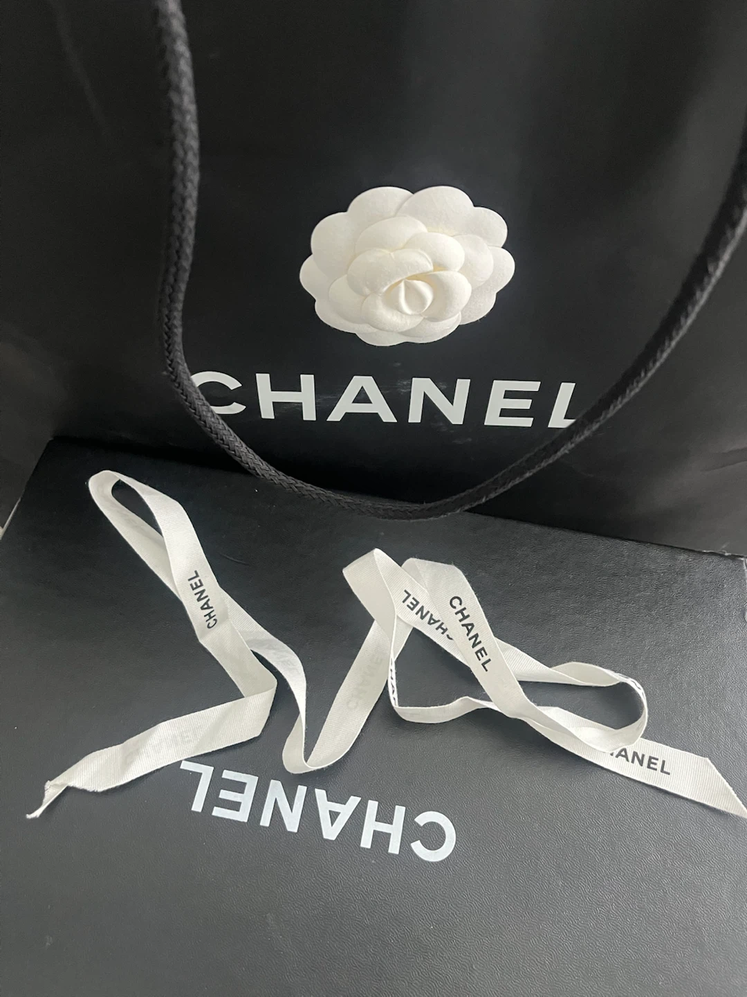 🌱 Chanel Gift Box with Shopping Bag and Ribbon