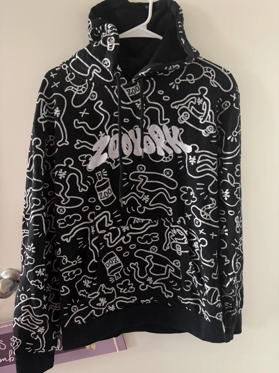 Zoo York Black Doodle Hoodie L/G