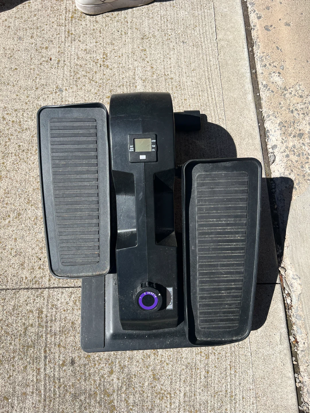 Cubii Jr. Elliptical Machine