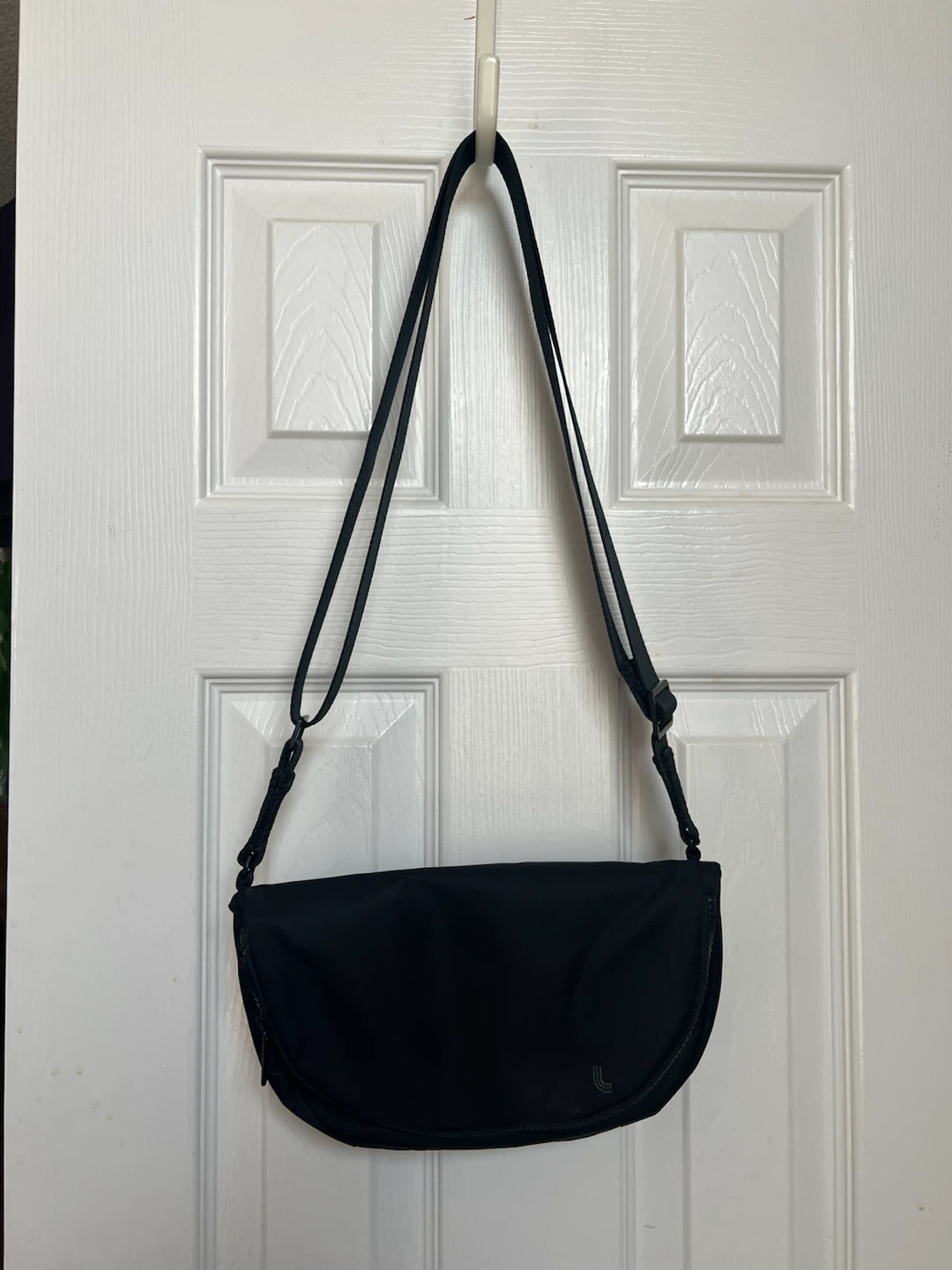 LOLE black crossbody purse