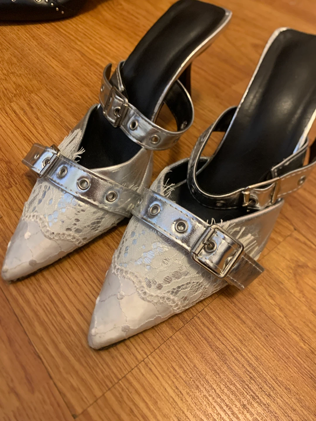 Unique Silver Lace Kitten Heels
