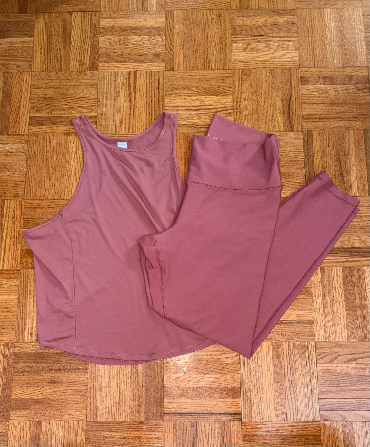 OLD NAVY workout set