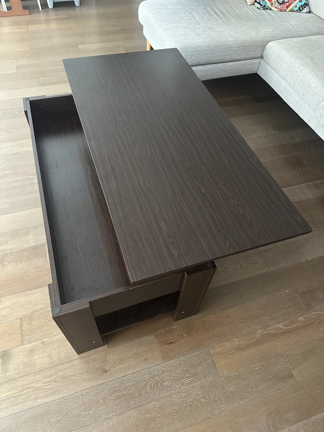 Dark Brown Lift-Top Coffee Table with Storage