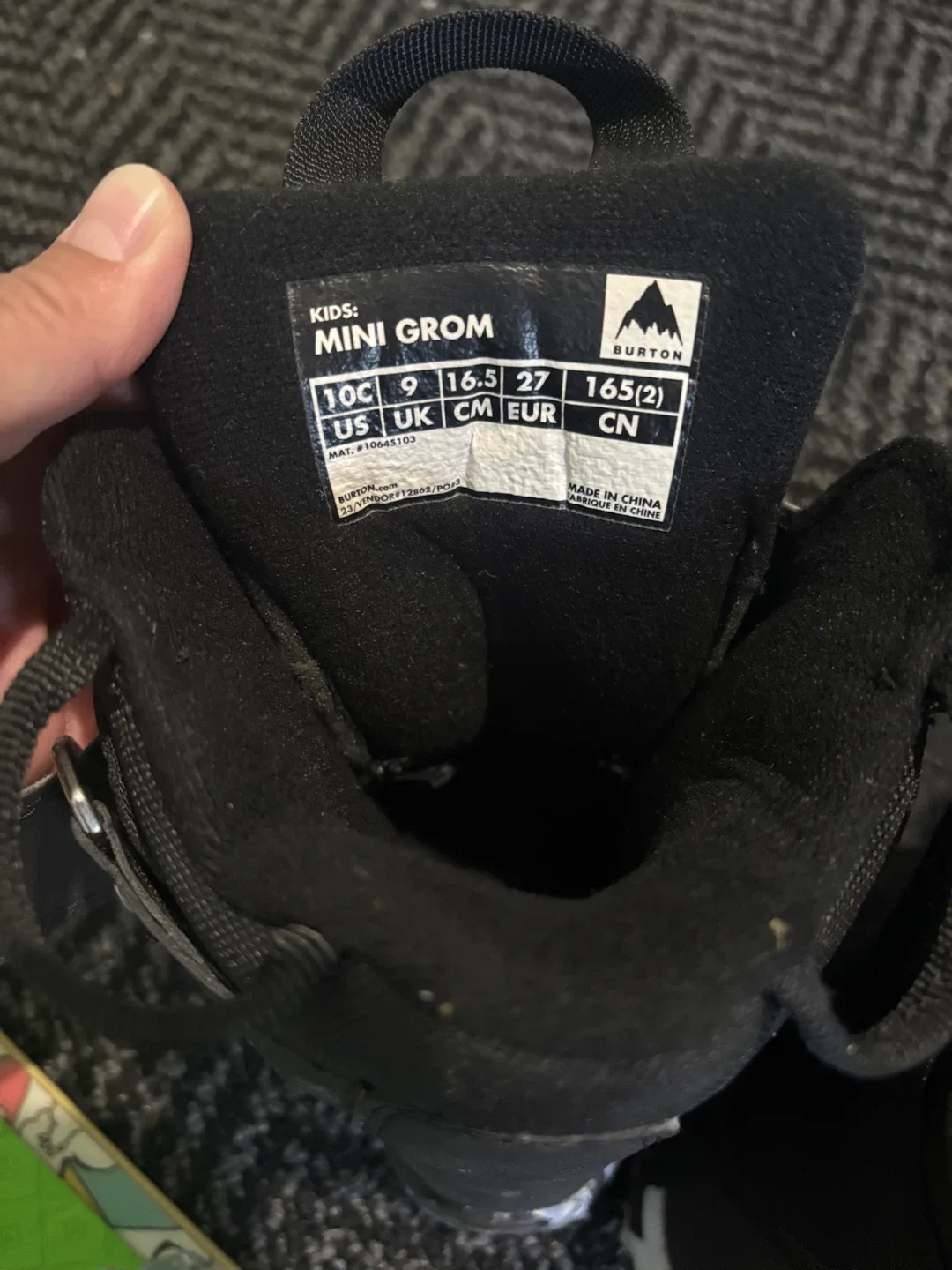 Burton Kids Snowboard + Boots + Smith Helmet - photo 2