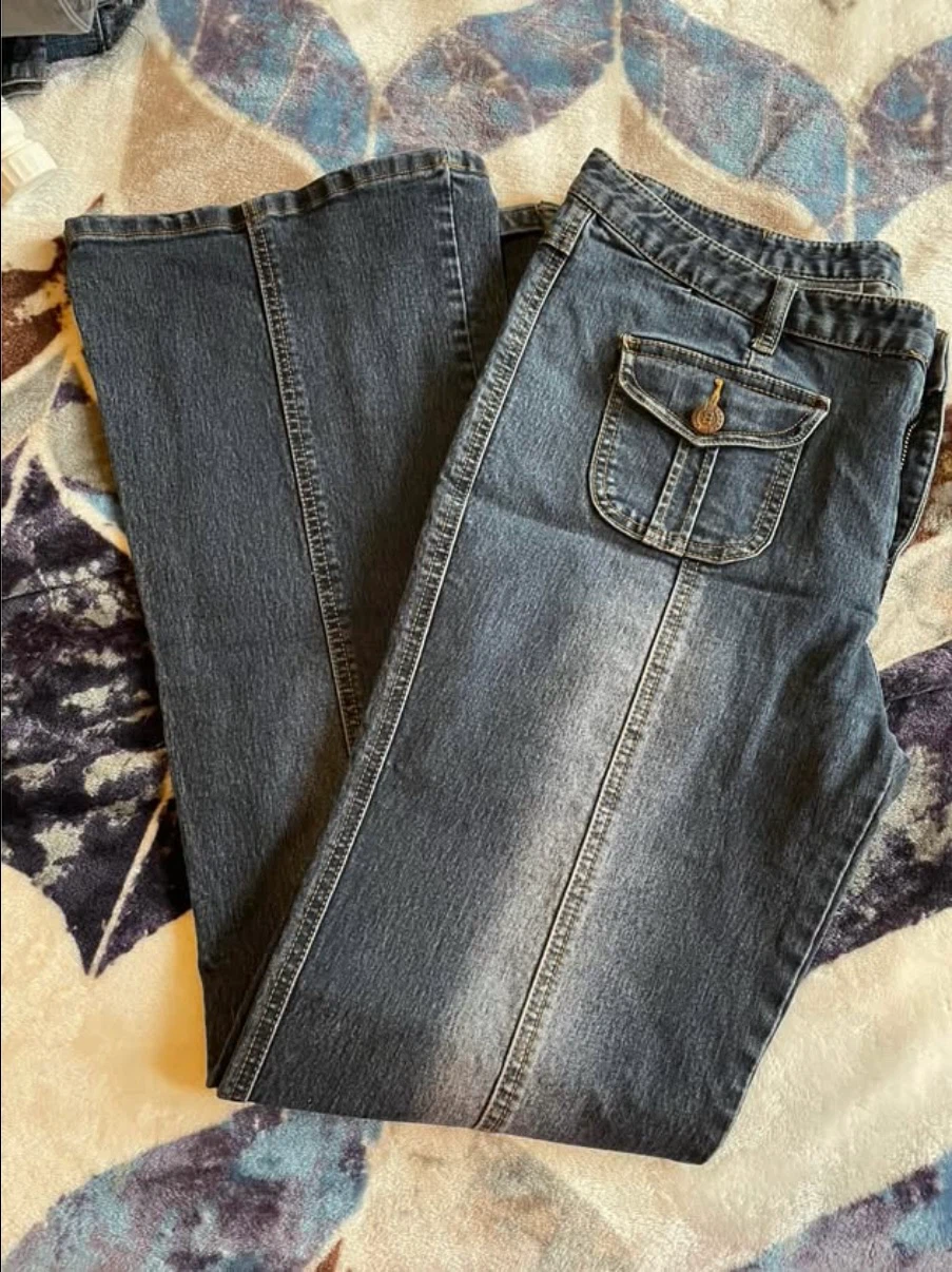 Women's Flare Jeans
