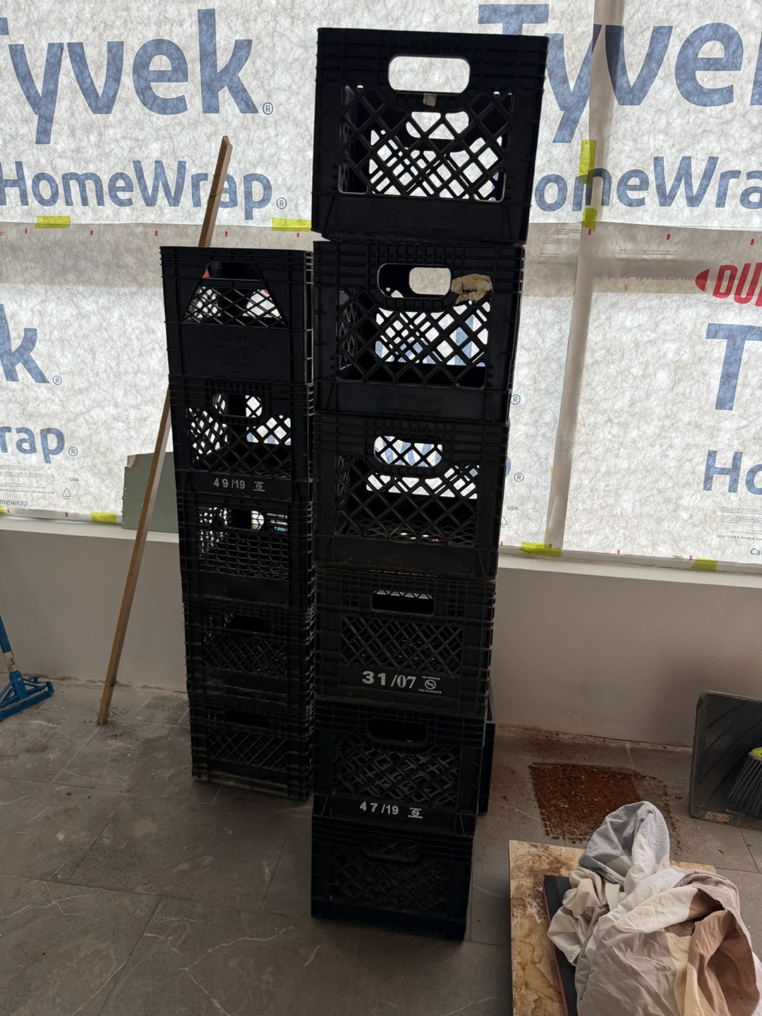 42 pcs Black Plastic storage all for $20 - photo 3