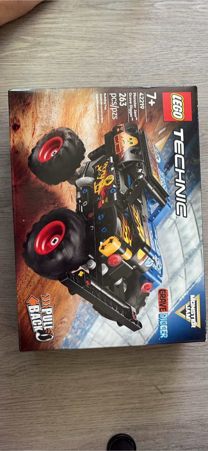 Monster Jam™ Grave Digger™ Fire and Ice