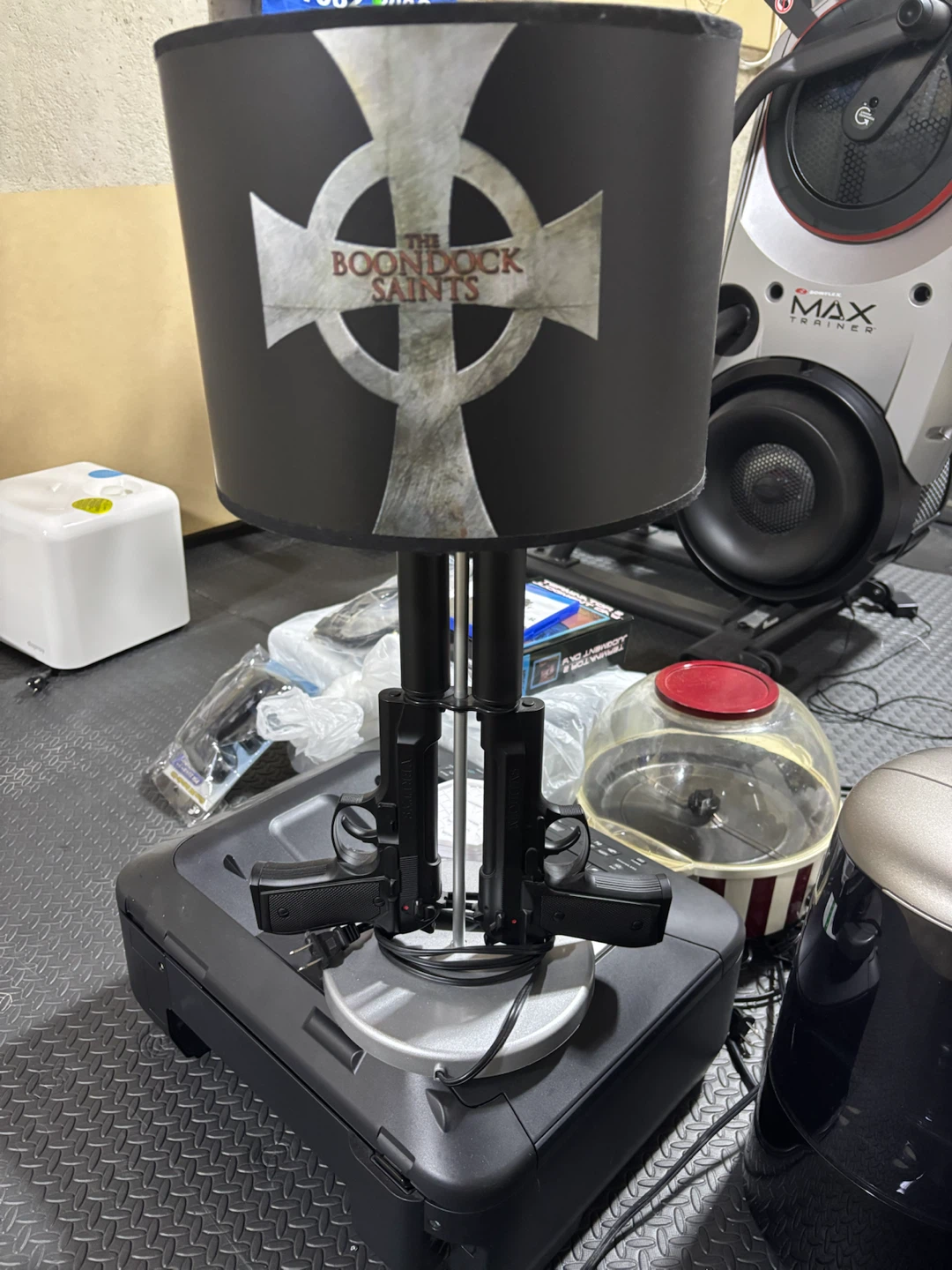 Boondock Saints Table Lamp - photo 3