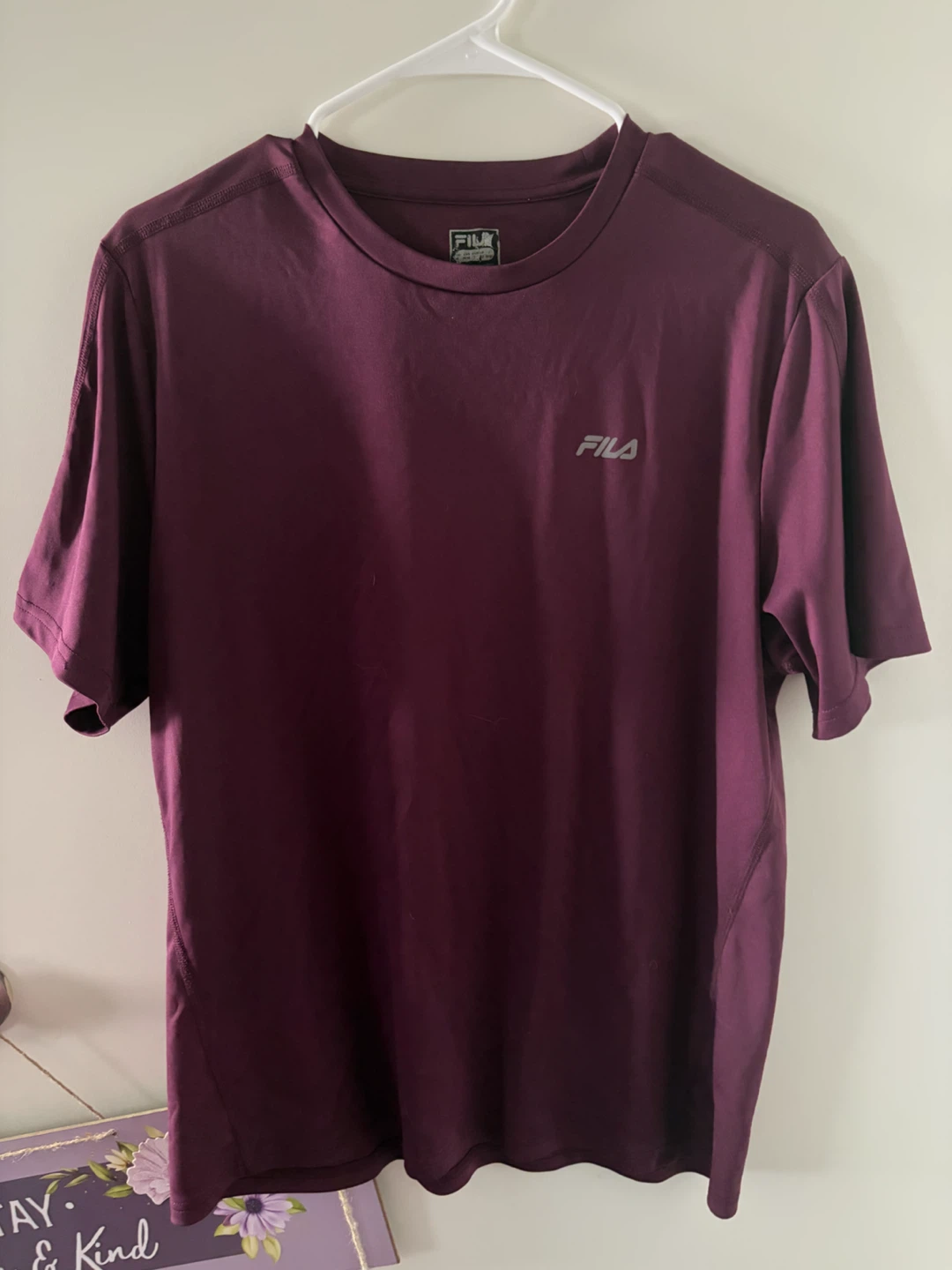 Fila Men's T-Shirt - Burgundy - Size M