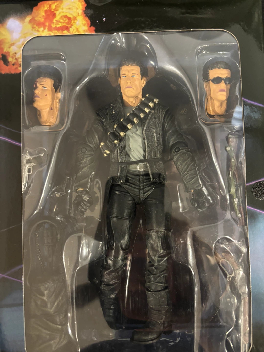Terminator 2: Judgment Day T-800 Collector Figure - photo 3